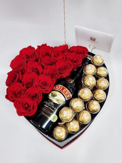 Box Corazón con Baileys, Bombones y Rosas